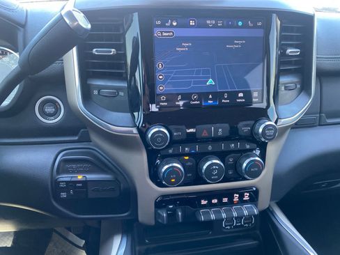 Used 2022 RAM 3500 Laramie AWD/4WD image 15