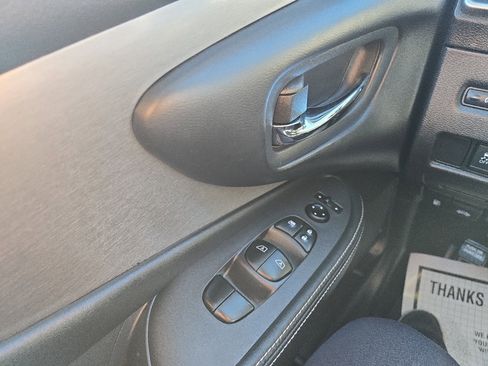 Used 2019 Nissan Murano S image 20