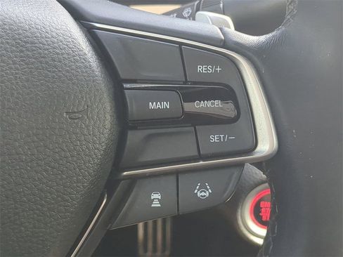 Used 2018 Honda Accord Sport image 24