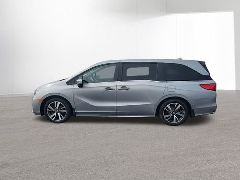 Used 2023 Honda Odyssey Touring image 5