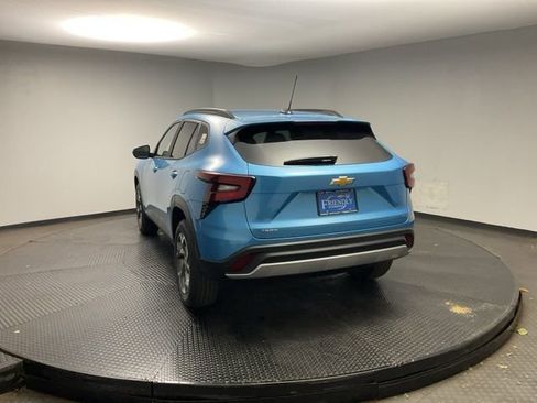 New 2026 Chevrolet Trax LT image 5