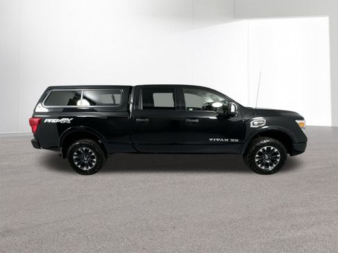 Used 2019 Nissan Titan PRO-4X image 35