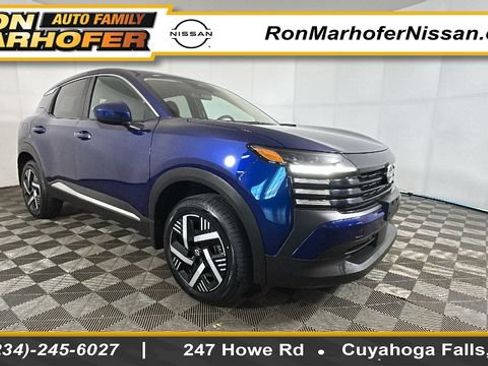 Used 2025 Nissan Kicks SV FWD image 1