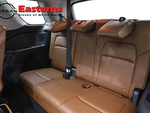 Used 2023 Nissan Pathfinder Platinum AWD/4WD image 27