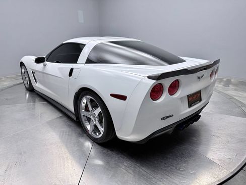 Used 2007 Chevrolet Corvette Coupe w/ Preferred Equipment Group RWD image 7