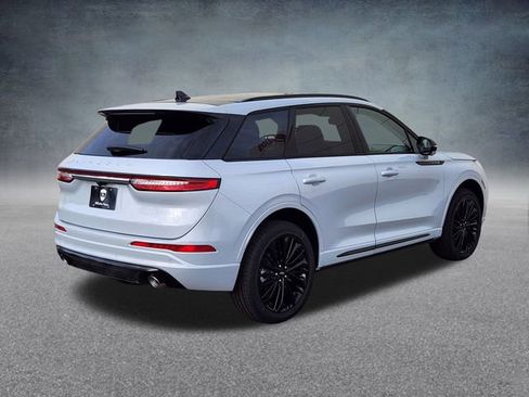 New 2026 Lincoln Corsair Reserve image 7