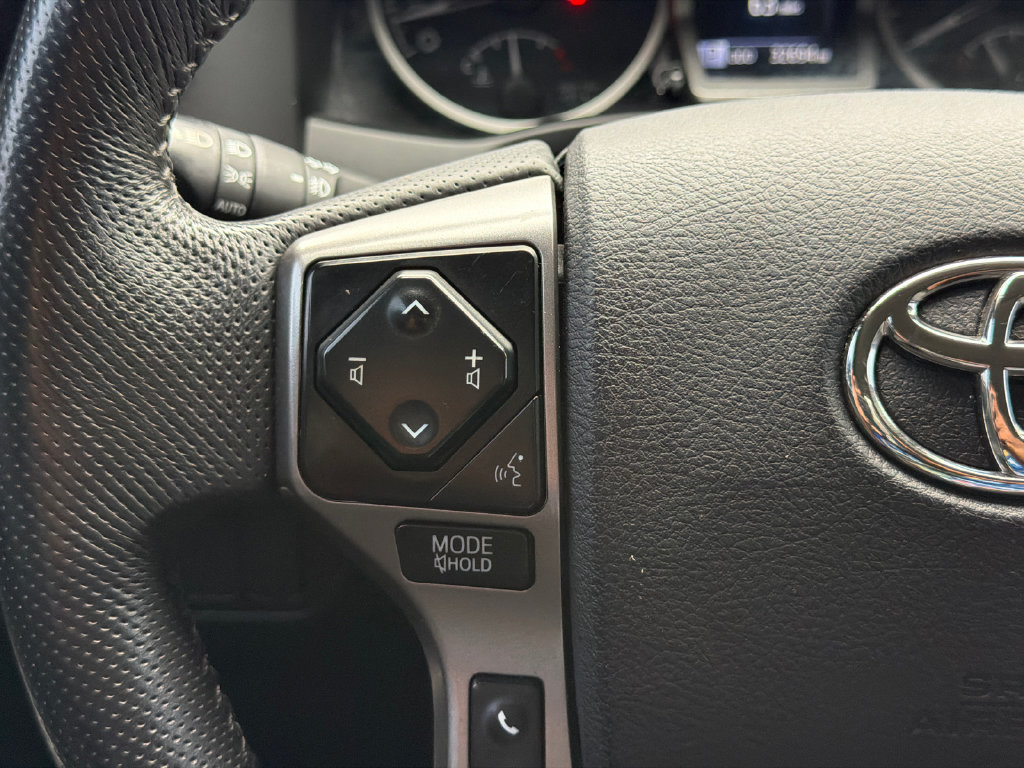 Used 2022 Toyota Tacoma SR5 w/ Technology Package RWD image 29