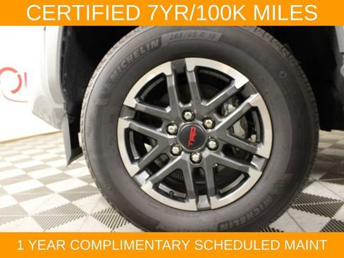 Used 2024 Toyota Tacoma TRD Sport AWD/4WD image 28