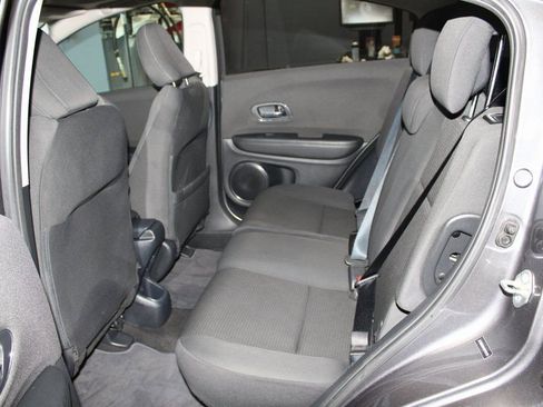 Used 2019 Honda HR-V EX image 18