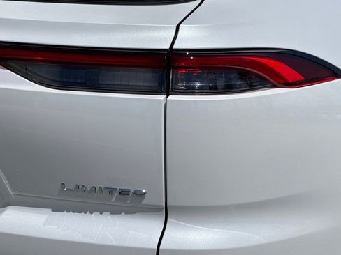 New 2026 Toyota Crown Signia AWD/4WD image 25