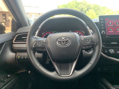 Used 2024 Toyota Camry XSE w/ Navigation Package FWD image 18