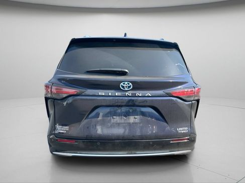 Certified 2023 Toyota Sienna Limited AWD/4WD image 11