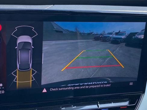 Certified 2023 Volkswagen ID.4 2WD image 17