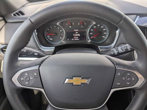 Used 2023 Chevrolet Traverse LT FWD image 31
