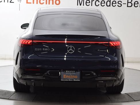 Used 2023 Mercedes-Benz EQS 580 4MATIC Sedan image 5