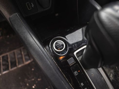 Used 2020 Nissan Versa S image 8