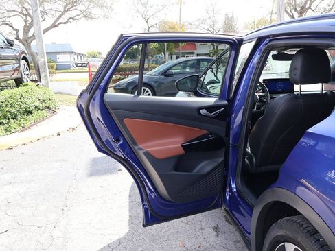 Used 2021 Volkswagen ID.4 Pro S w/ ID.4 Protection Package image 28