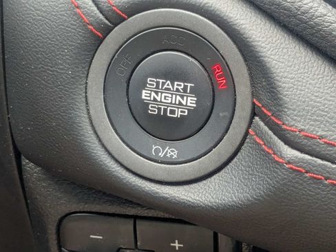 Used 2024 Dodge Durango GT RWD image 33