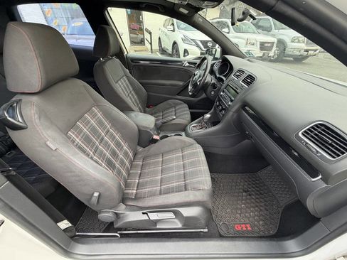 Used 2012 Volkswagen Golf 2-Door FWD image 20