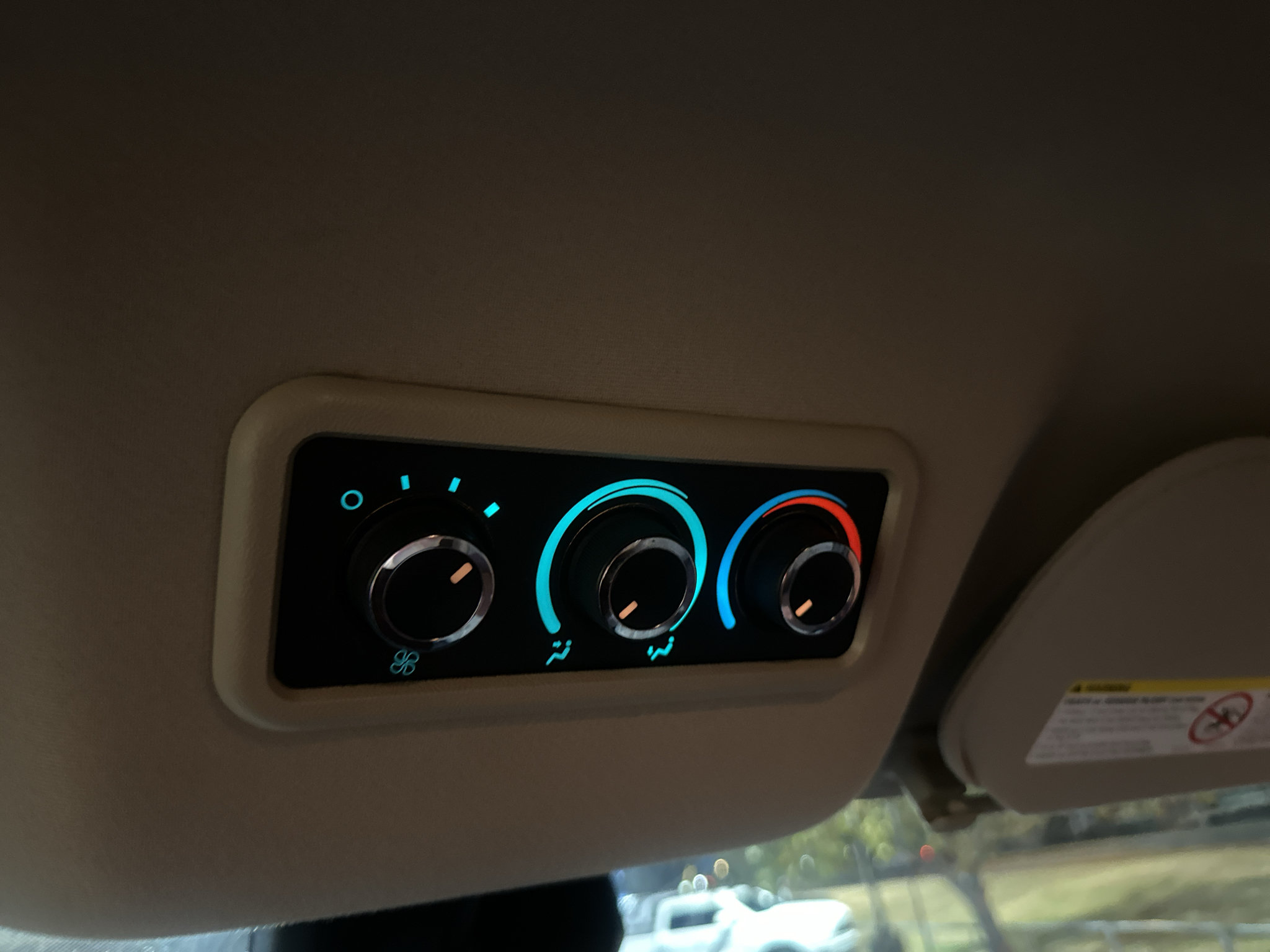 Used 2020 Chevrolet Express 3500 LT w/ LT Preferred Equipment Group RWD image 24