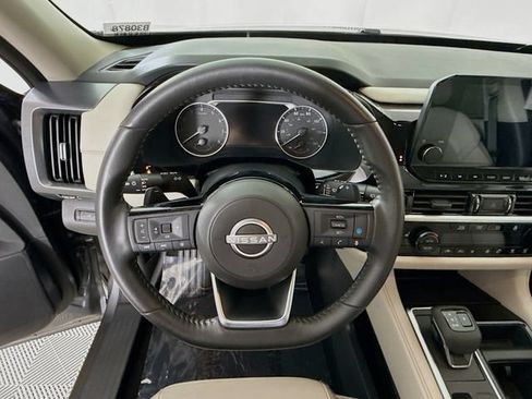 Used 2025 Nissan Pathfinder SL w/ Cargo Package AWD/4WD image 11