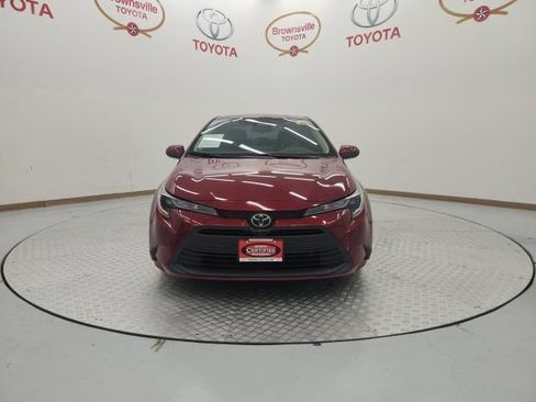 Used 2023 Toyota Corolla LE FWD image 4