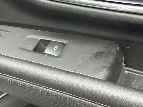 Used 2023 GMC Yukon XL AT4 w/ AT4 Premium Package image 20