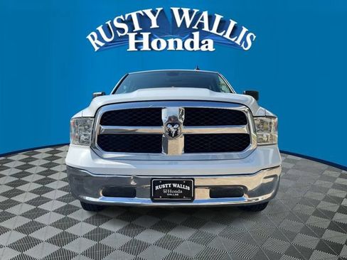 Used 2023 RAM 1500 Classic SLT w/ Electronics Group AWD/4WD image 4