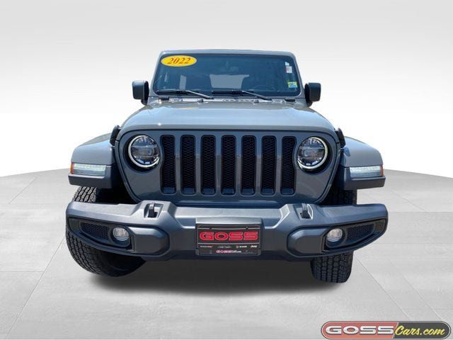 Used 2022 Jeep Wrangler Unlimited Sahara AWD/4WD image 2