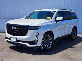 Used 2023 Cadillac Escalade Sport Platinum w/ Heavy-Duty Trailer Package AWD/4WD video 1