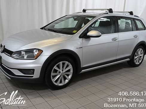 Used 2017 Volkswagen Golf Alltrack S AWD/4WD image 1