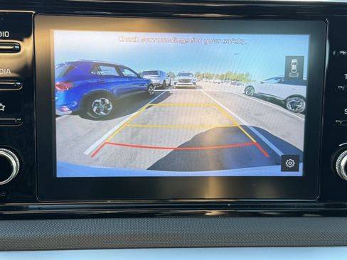 Used 2023 Kia K5 LXS image 13