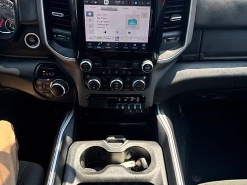 Used 2022 RAM 1500 Big Horn AWD/4WD image 15