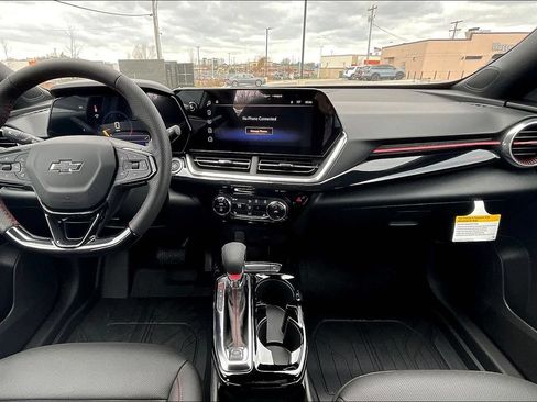 New 2026 Chevrolet Trax RS w/ Driver Confidence Package FWD image 4