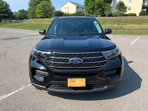 Certified 2022 Ford Explorer XLT AWD/4WD image 4