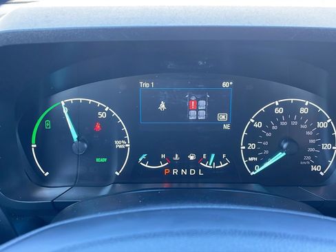 Used 2022 Ford Maverick XLT image 31