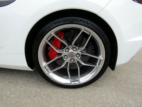 Used 2025 Chevrolet Corvette Z06 w/ Z07 Performance Package image 24