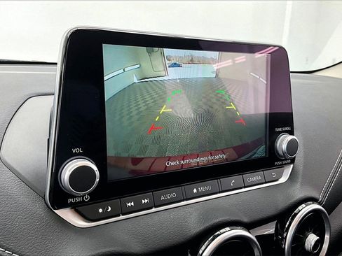 Used 2024 Nissan Sentra SV image 21