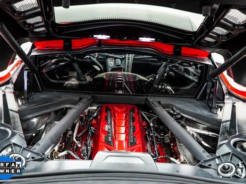 Used 2025 Chevrolet Corvette Stingray Premium Cpe w/ Z51 Performance Package image 18