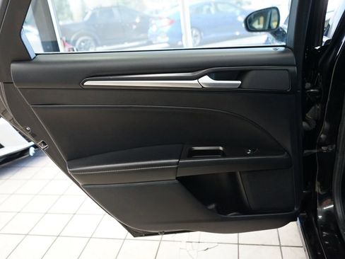 Used 2019 Ford Fusion Titanium image 45