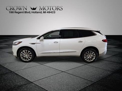 Used 2019 Buick Enclave Premium w/ Experience Buick Package image 6