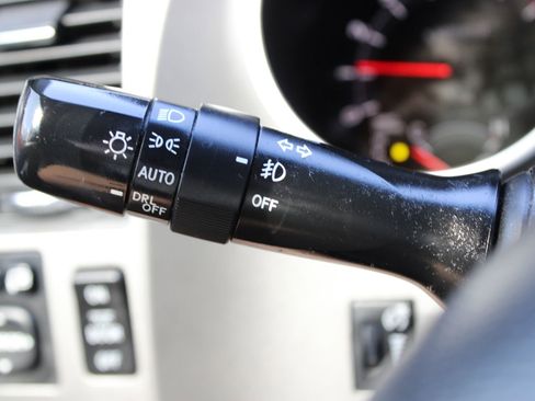 Used 2016 Toyota Sequoia Platinum image 26