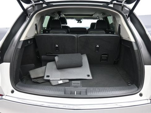 Used 2024 Acura MDX SH-AWD image 23