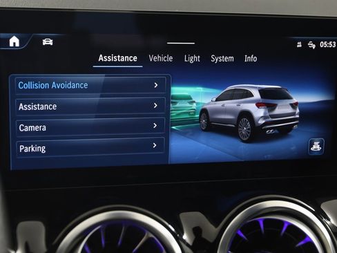 Used 2024 Mercedes-Benz GLA 35 AMG 4MATIC image 50