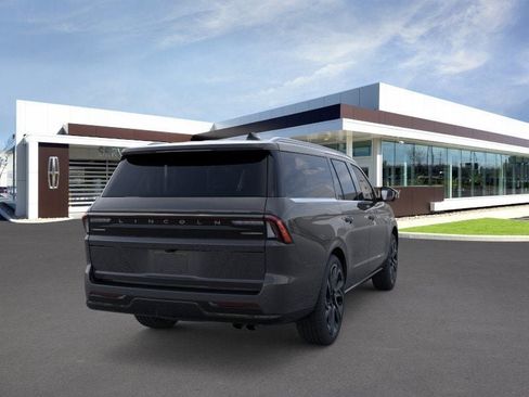 New 2026 Lincoln Navigator L Reserve image 38
