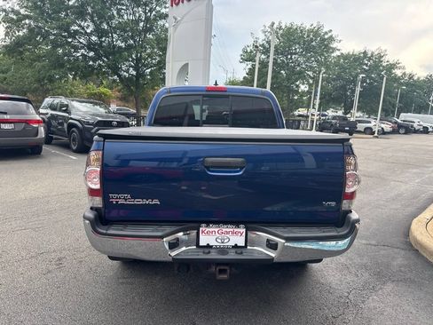 Used 2015 Toyota Tacoma 4x4 Double Cab w/ TRD Off-Road Package image 5