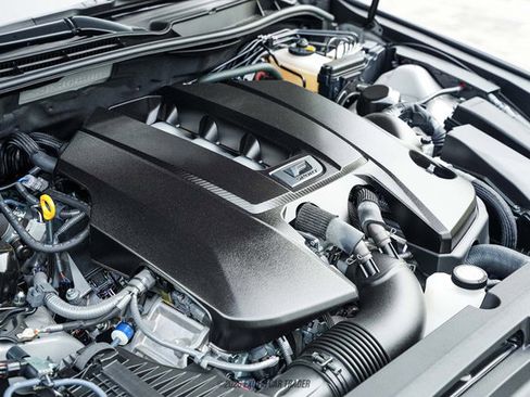 Used 2025 Lexus IS 500 w/ F-Sport Performance RWD image 20