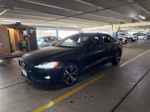 Used 2024 Volvo S60 B5 Plus FWD image 2