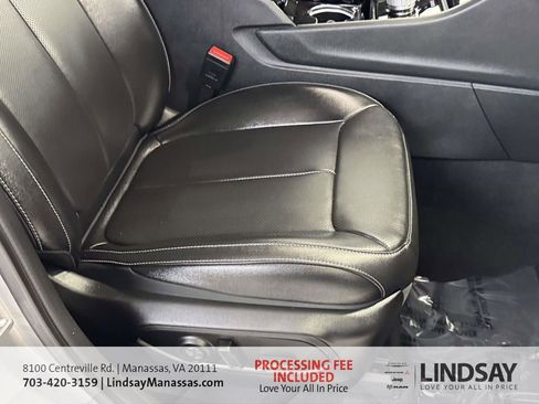 Used 2023 Jeep Grand Cherokee L Limited w/ Luxury Tech Group II AWD/4WD image 13