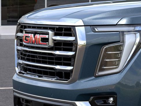 New 2026 GMC Yukon XL Elevation AWD/4WD image 13